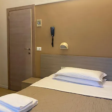 New Primula Hotel 3*